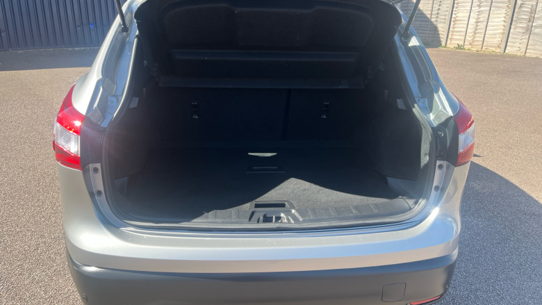 Nissan Qashqai 1.5 dCi Acenta [Smart Vision Pack] 5dr Diesel Hatchback